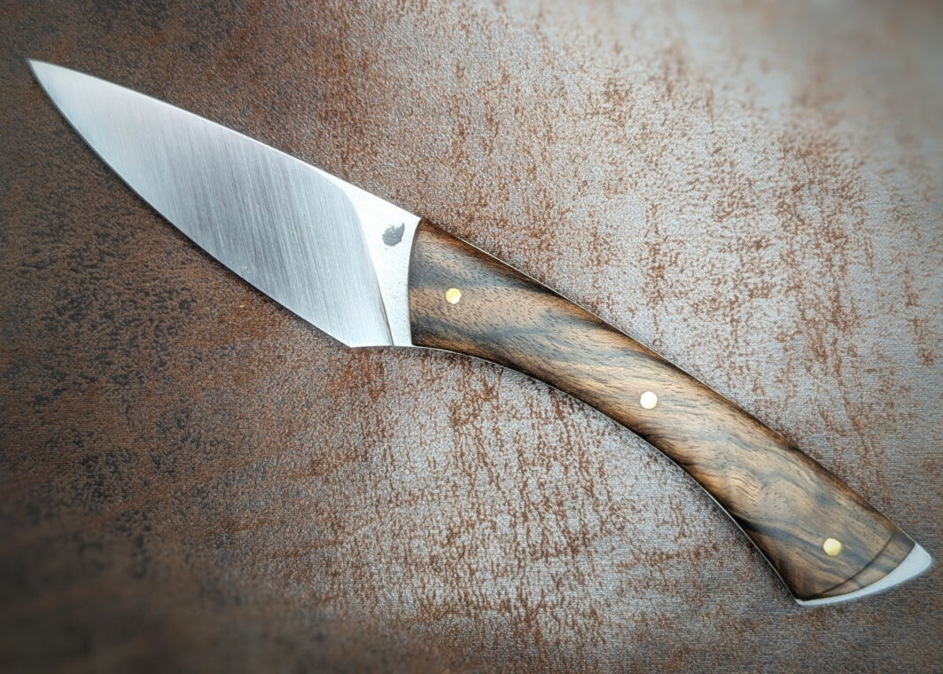 Bois de noyer Couteau ouvert Coté gauche Fixe Noyer Dahéna Urli