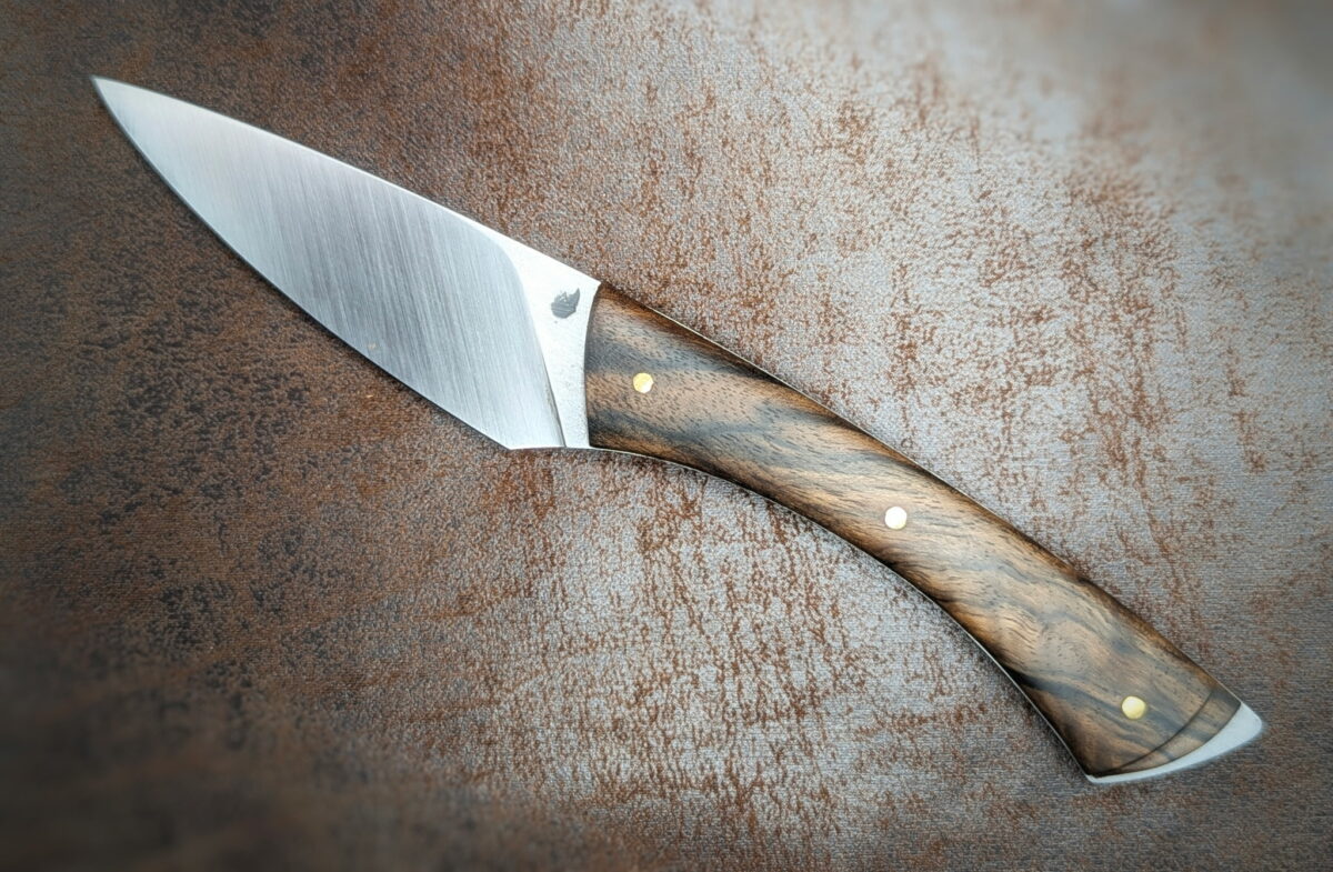 Bois de noyer Couteau ouvert Coté gauche Fixe Noyer Dahéna Urli